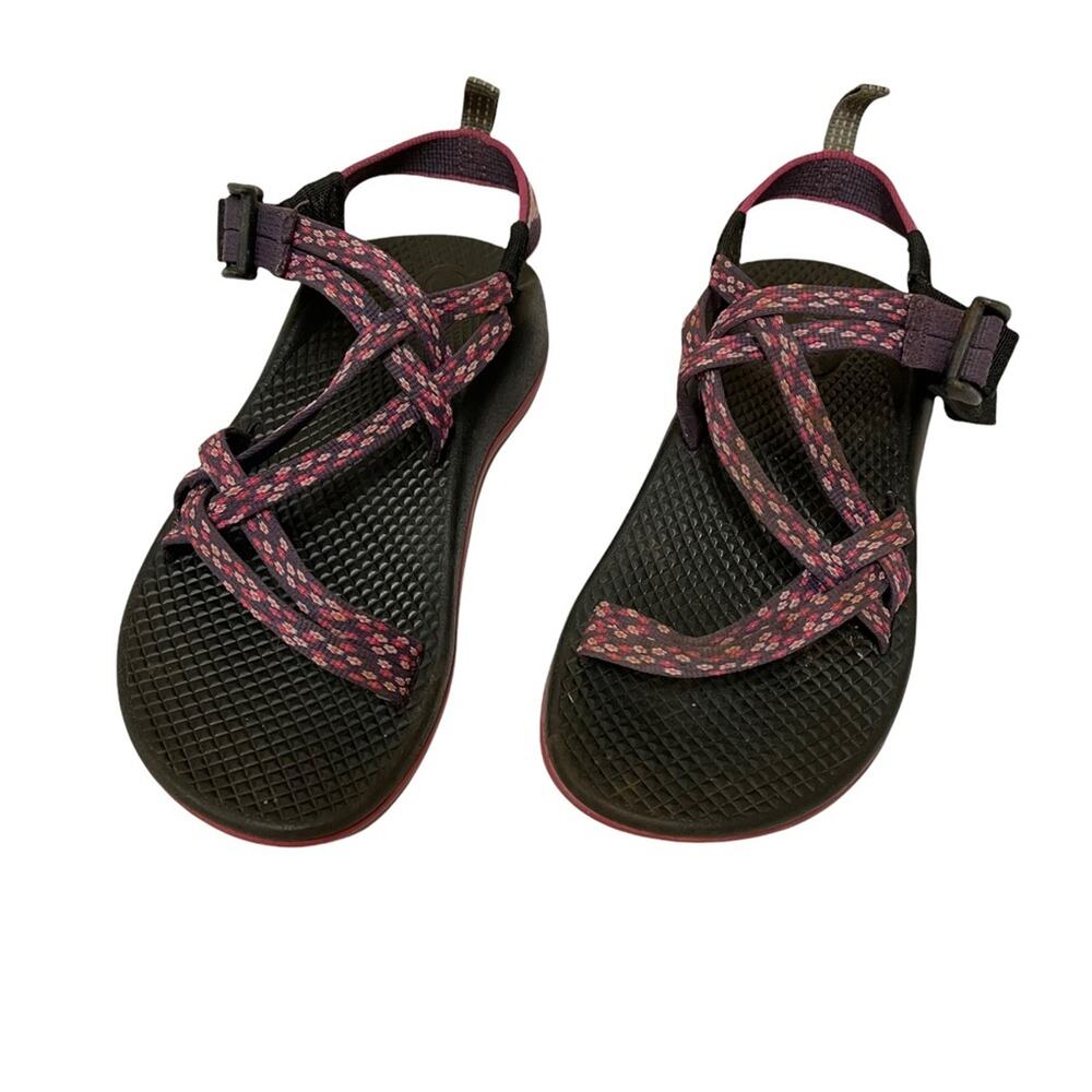 Chaco Purple Strappy Hiking Outdoor Sandals Girl’s Size 2Y